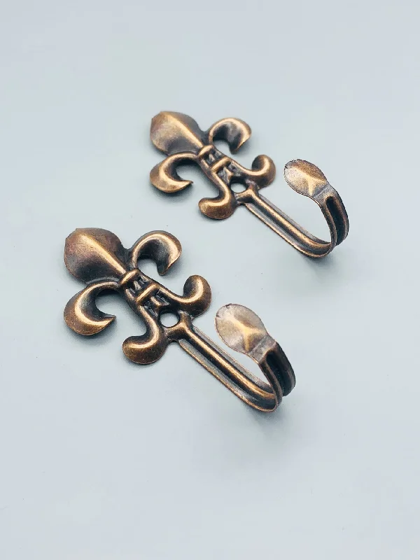 2pcs Vintage Design Curtain Hook